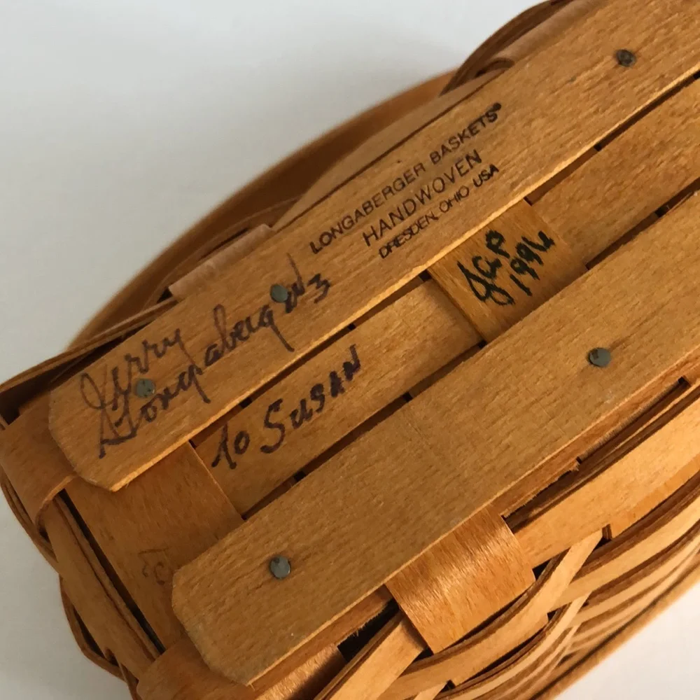 Longaberger 1996 Edition Dresden Tour Basket With Plastic Insert And Wood Lid